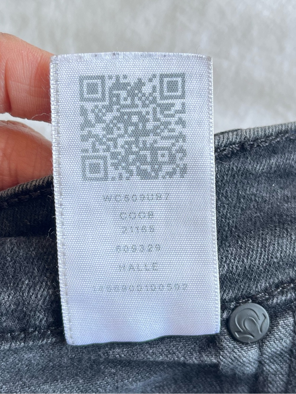 True Religion Halle Mid Rise Super Skinny Black Moto Biker Jeans 26 Baddie Y2K - Picture 13 of 16